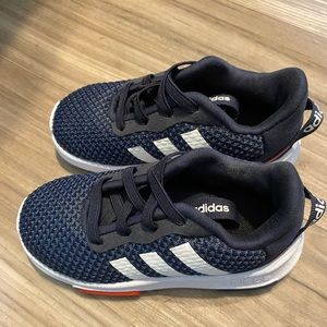 Toddler boys Adidas sneakers size 6